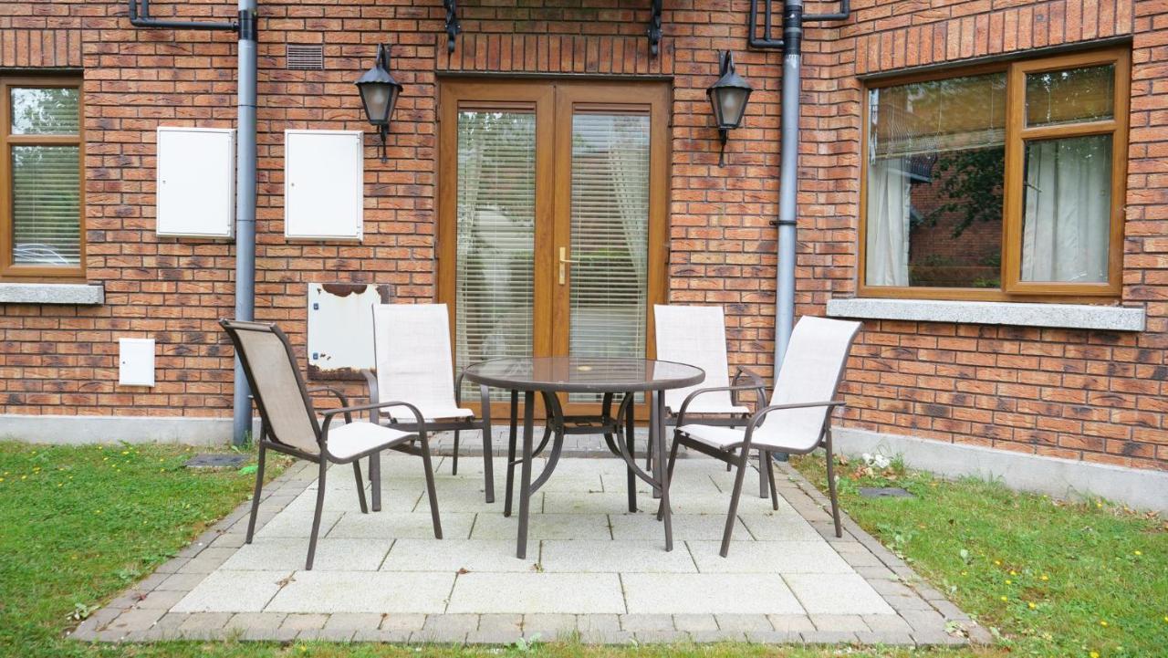 Mullingar Town Apartment 2 Bedrooms מראה חיצוני תמונה